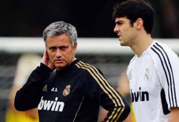 Ngồi dự bị ở Real Madrid, Kaka có oán giận Mourinho?
